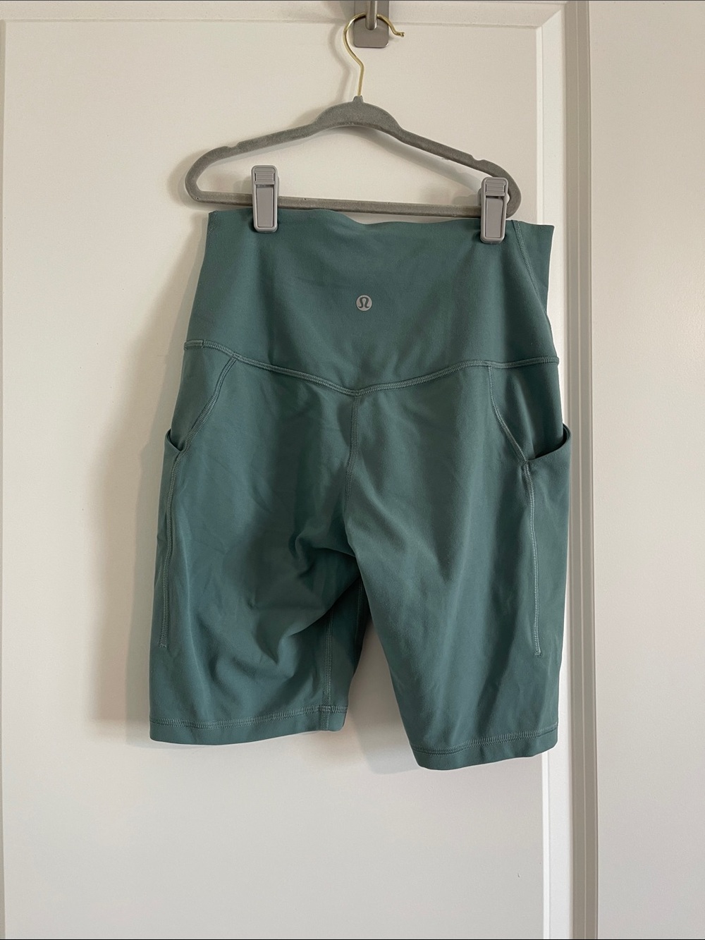 lululemon athletica High-Rise Bike Shorts with Side Pockets  8" Tidewater Teal